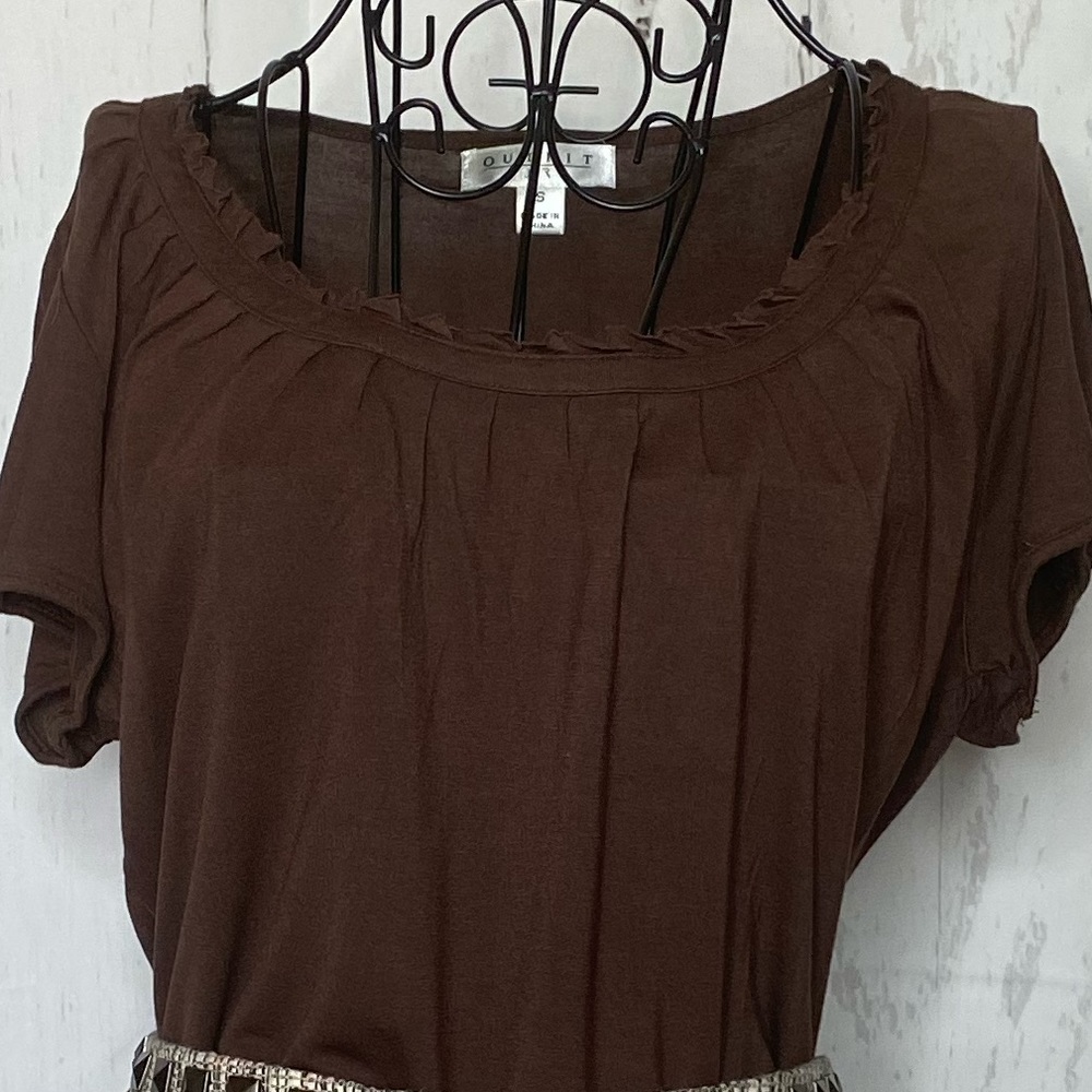 Brown Top - Picture 11 of 12
